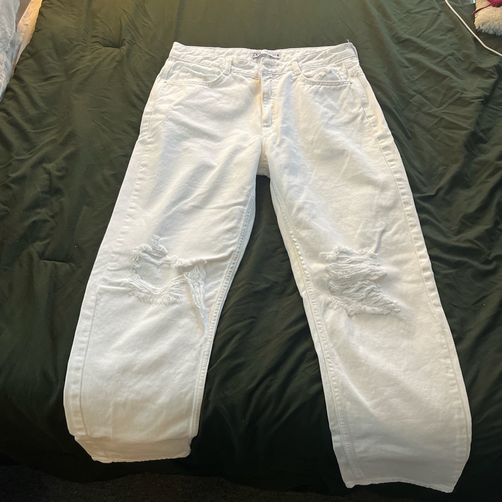 Zara White Distressed Women Jeans